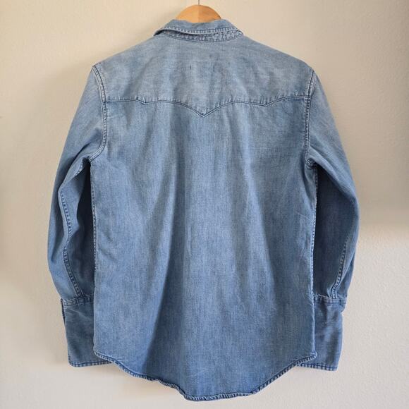 J. Crew Garcon Chambray Denim Western Shirt Pearl Button UP Size 4 (Fits like M) - Picture 5 of 9